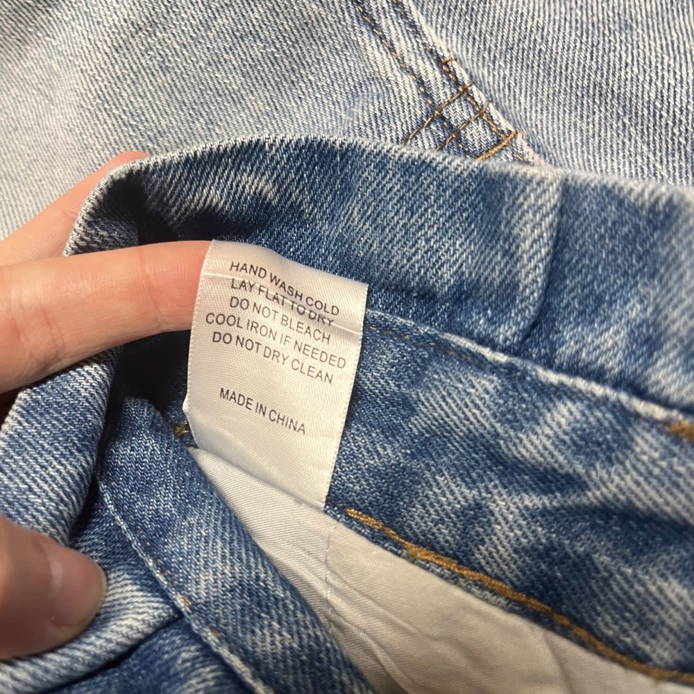NWT Urban Daizy Womens High Waist Paperbag Denim Shorts Light Wash Blue Size M - Picture 8 of 8